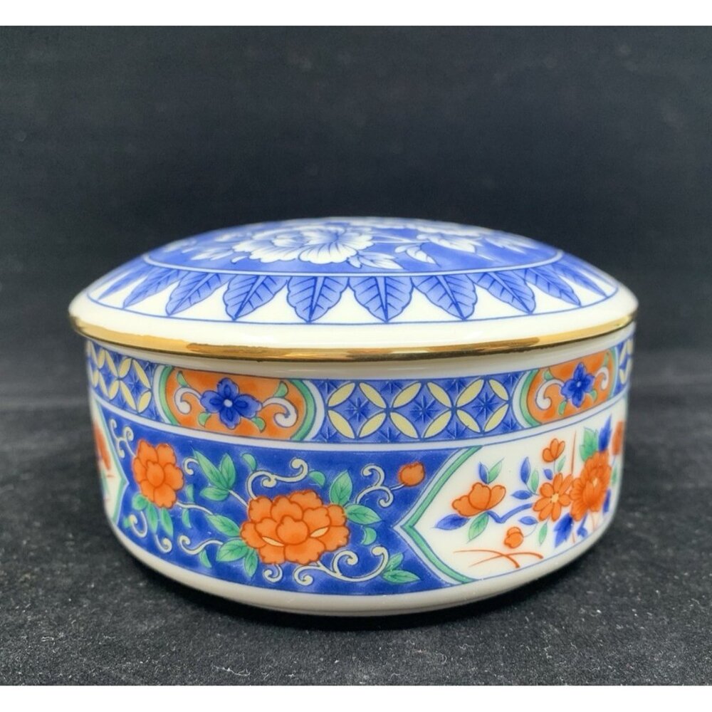 Tiffany & Co Porcelain Trinket Box Imari Style Blue Floral Lid 3.75" Round - Picture 3 of 7